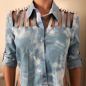 Blue Spike Button-Down